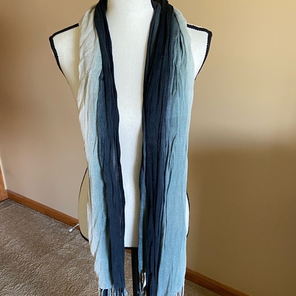 Scarf - Picture 2 of 2